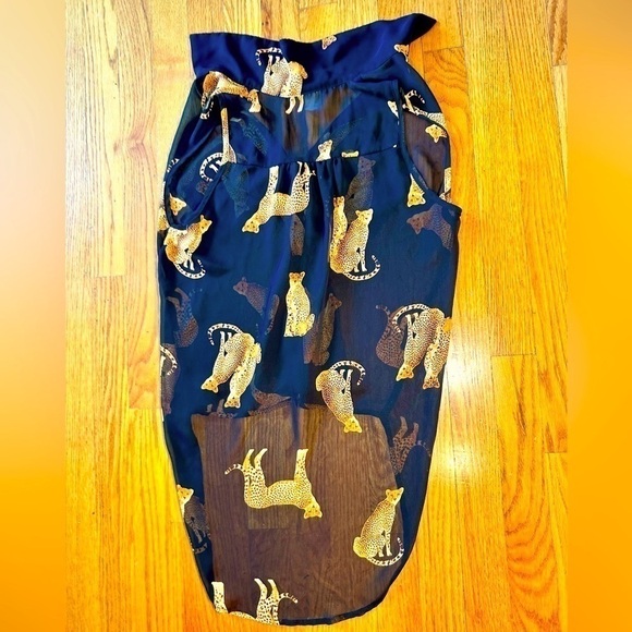 A’gaci New Ladies Sheer Cheetah Print top | So unique! 🤩 - Picture 7 of 12